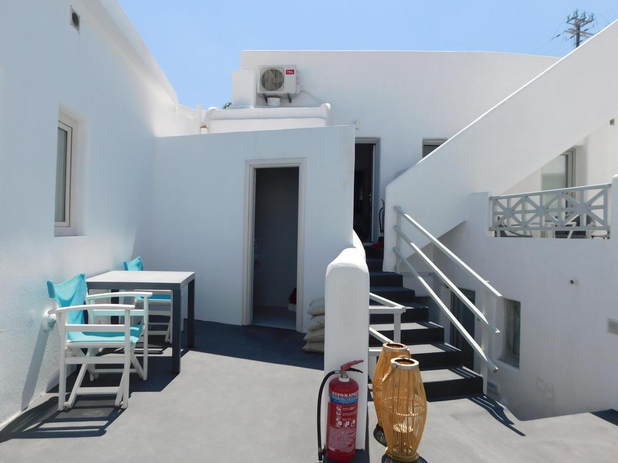 Fira Unique Rooms Exterior foto