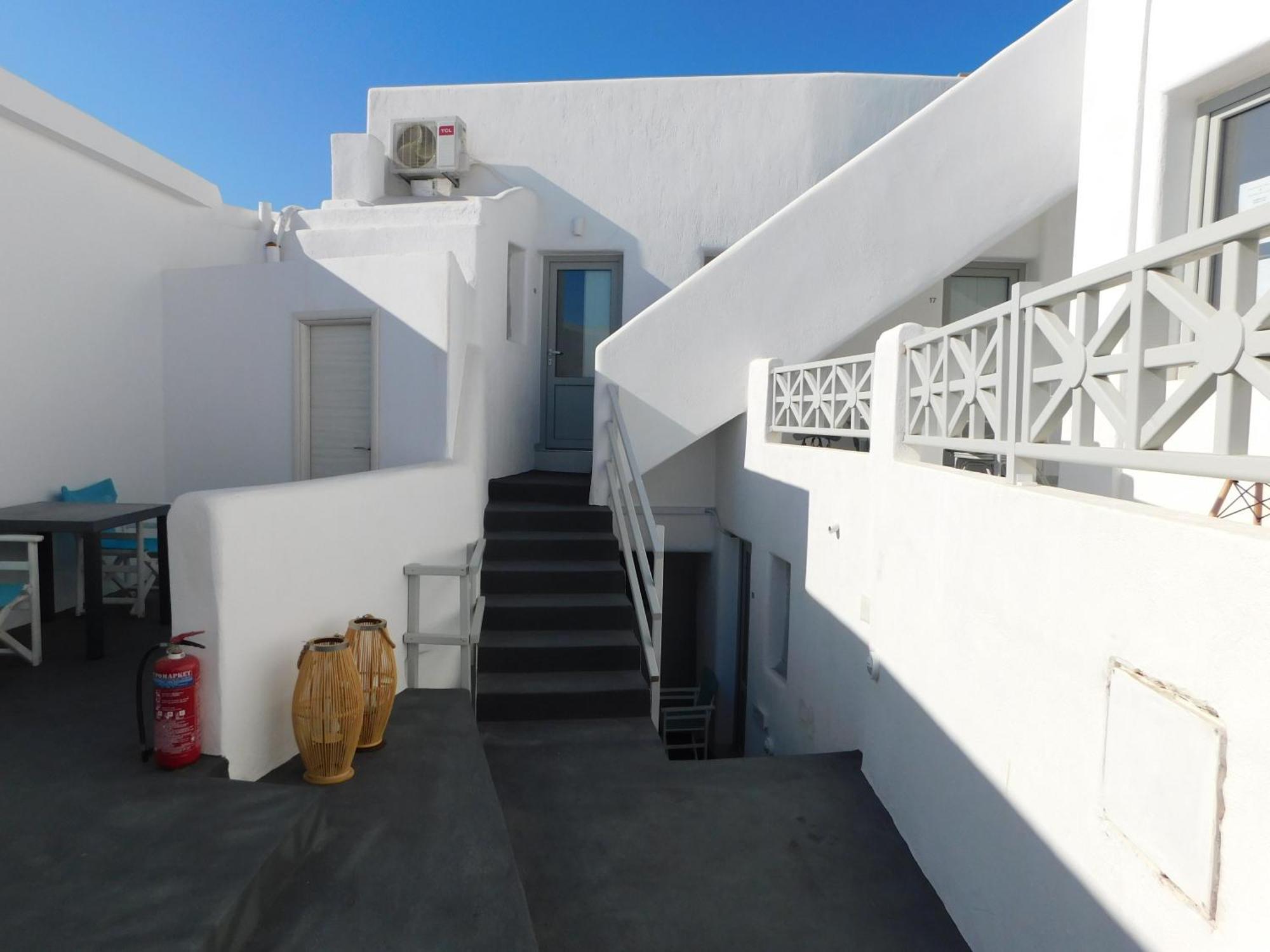 Fira Unique Rooms Exterior foto